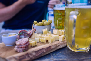 De la bière, des frites, du chocolat… et des terrasses ! Pérennisons nos terrasses Horeca